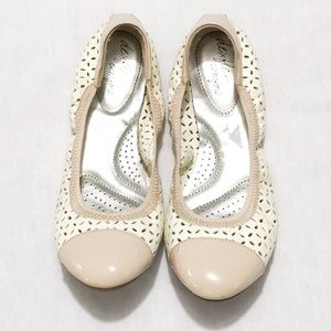 DEXFLEX COMFORT BALLET FLATS, Size 8